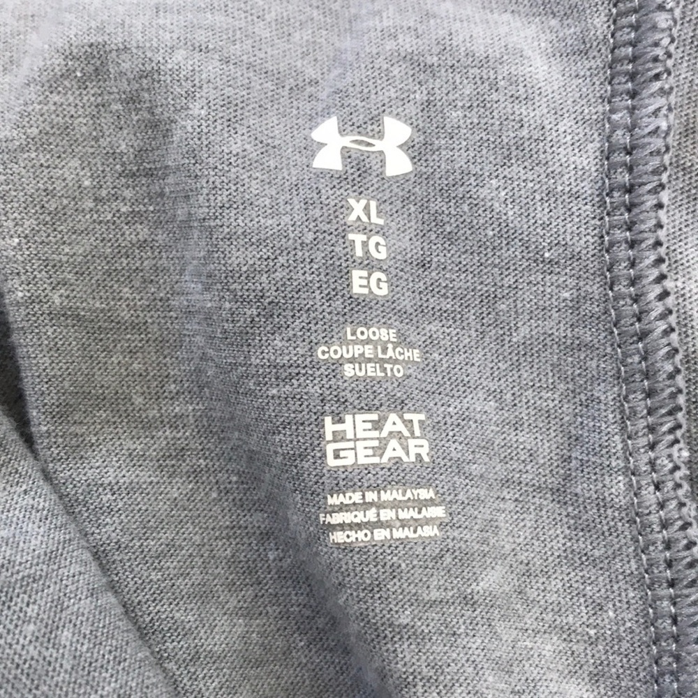 3/$25 UNDER ARMOUR Gray Criss Cross Back USA Tank Top Size XL - Picture 6 of 7